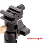 Adaptador sombrilla y flash en trípode